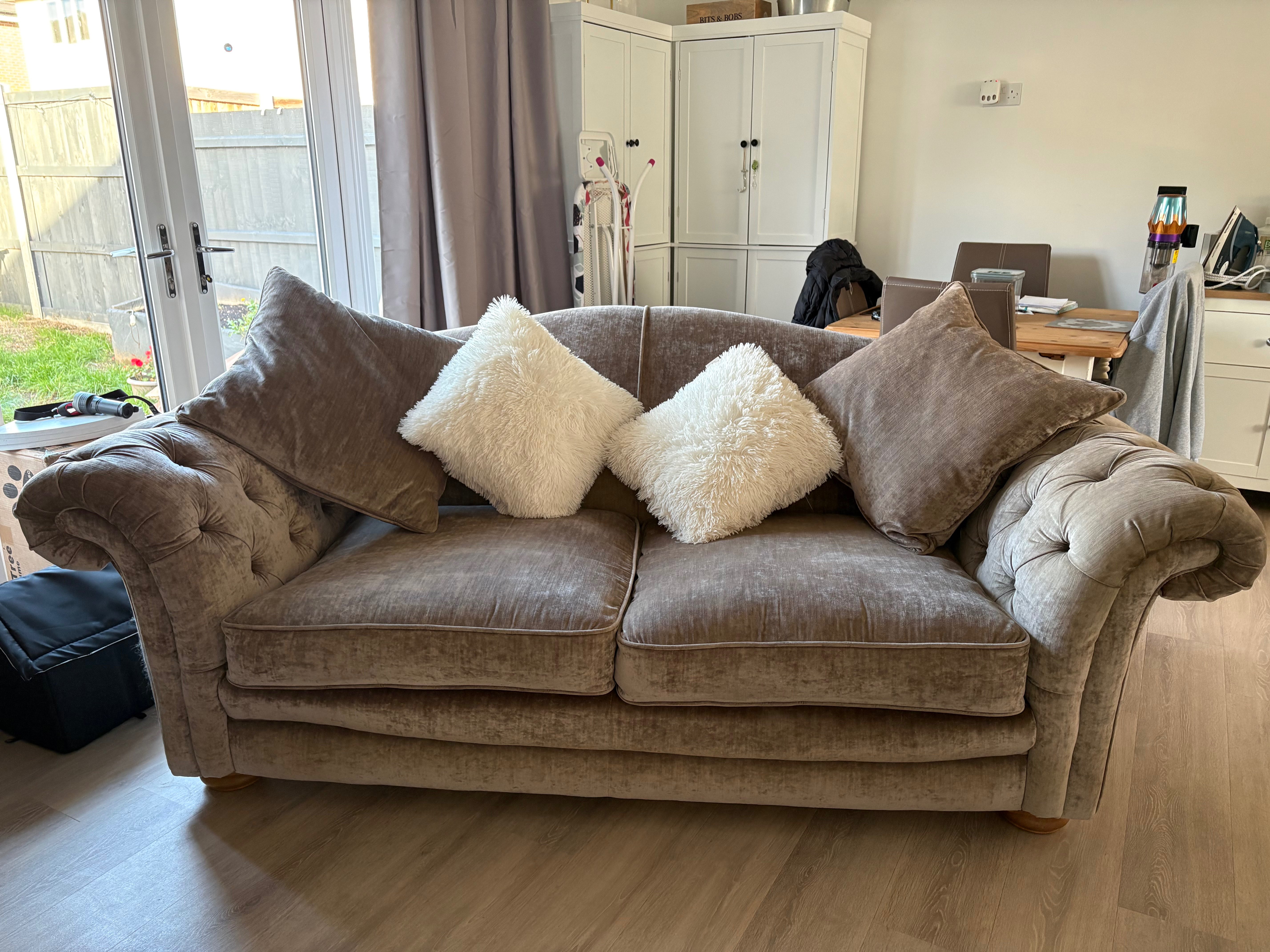 Taupe sofa - Quality