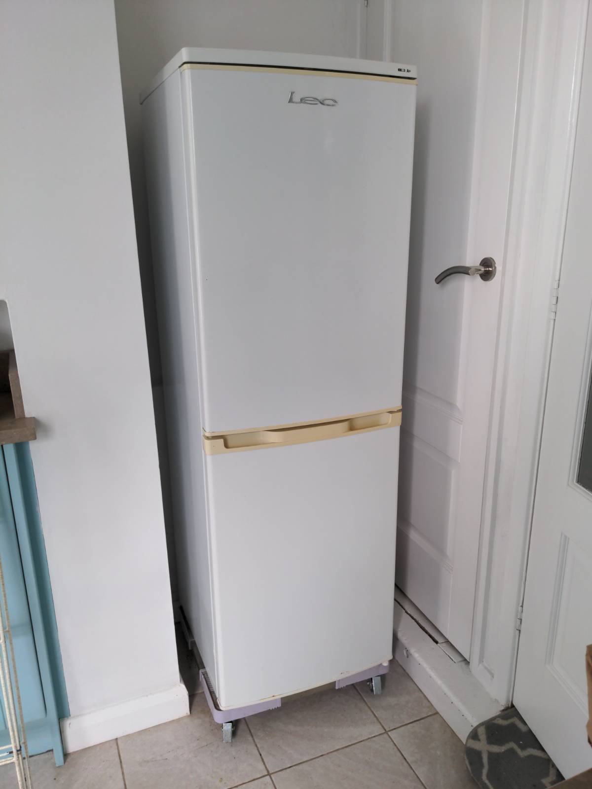 Fridge/freezer, working - needs to go asap