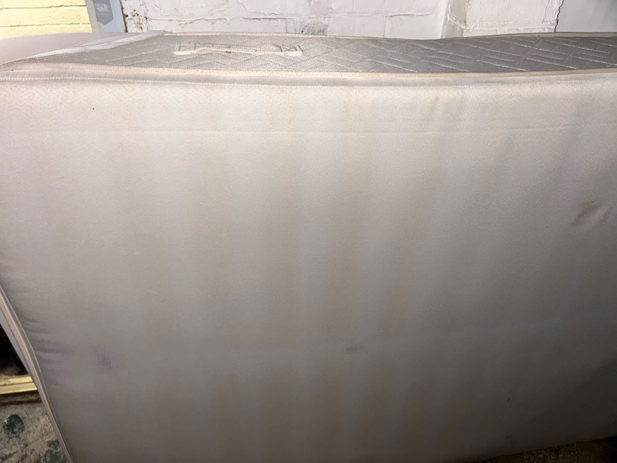 Solid double mattress