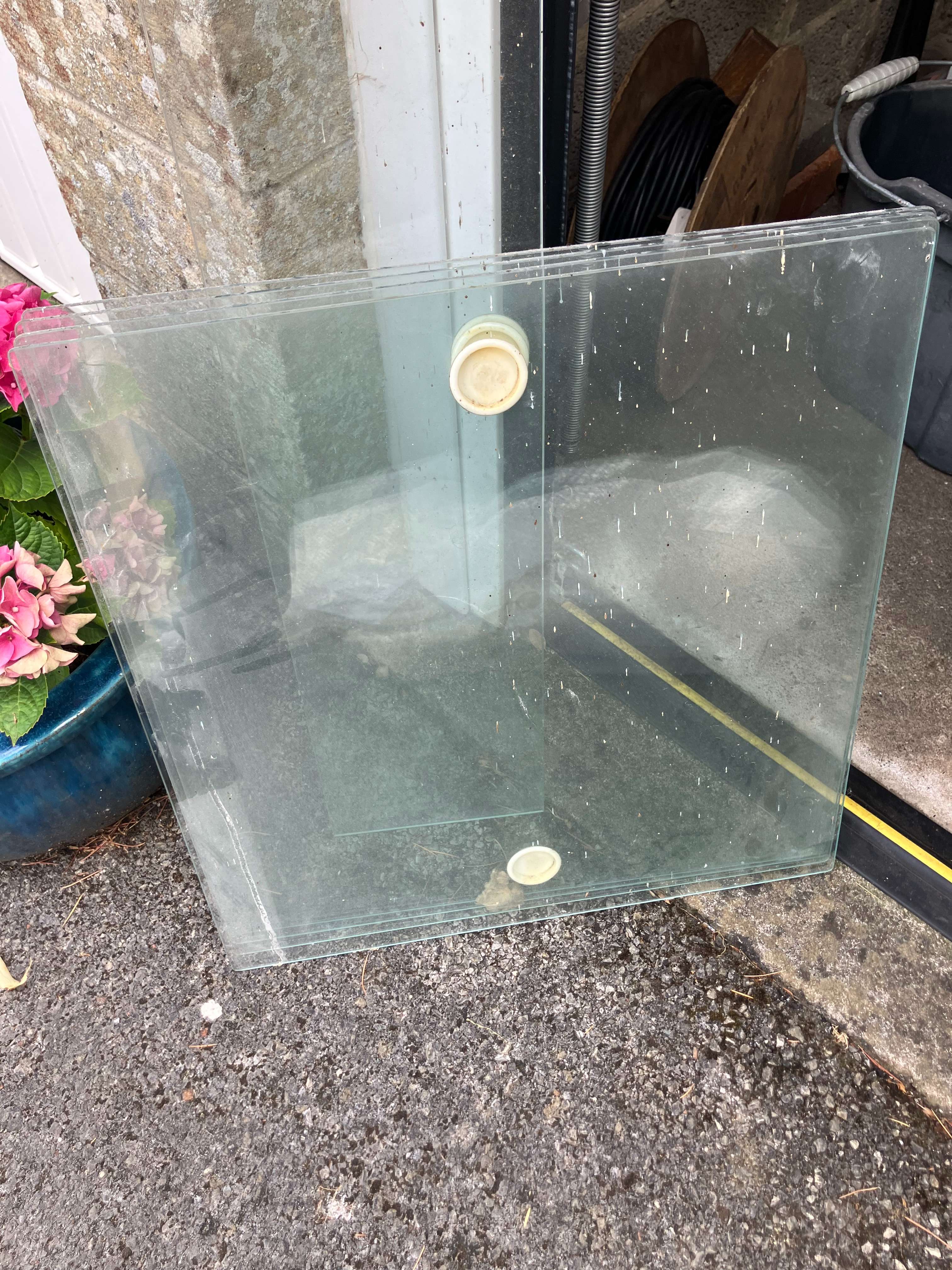 Prepare for overwintering plants! 4 glass cabinet doors