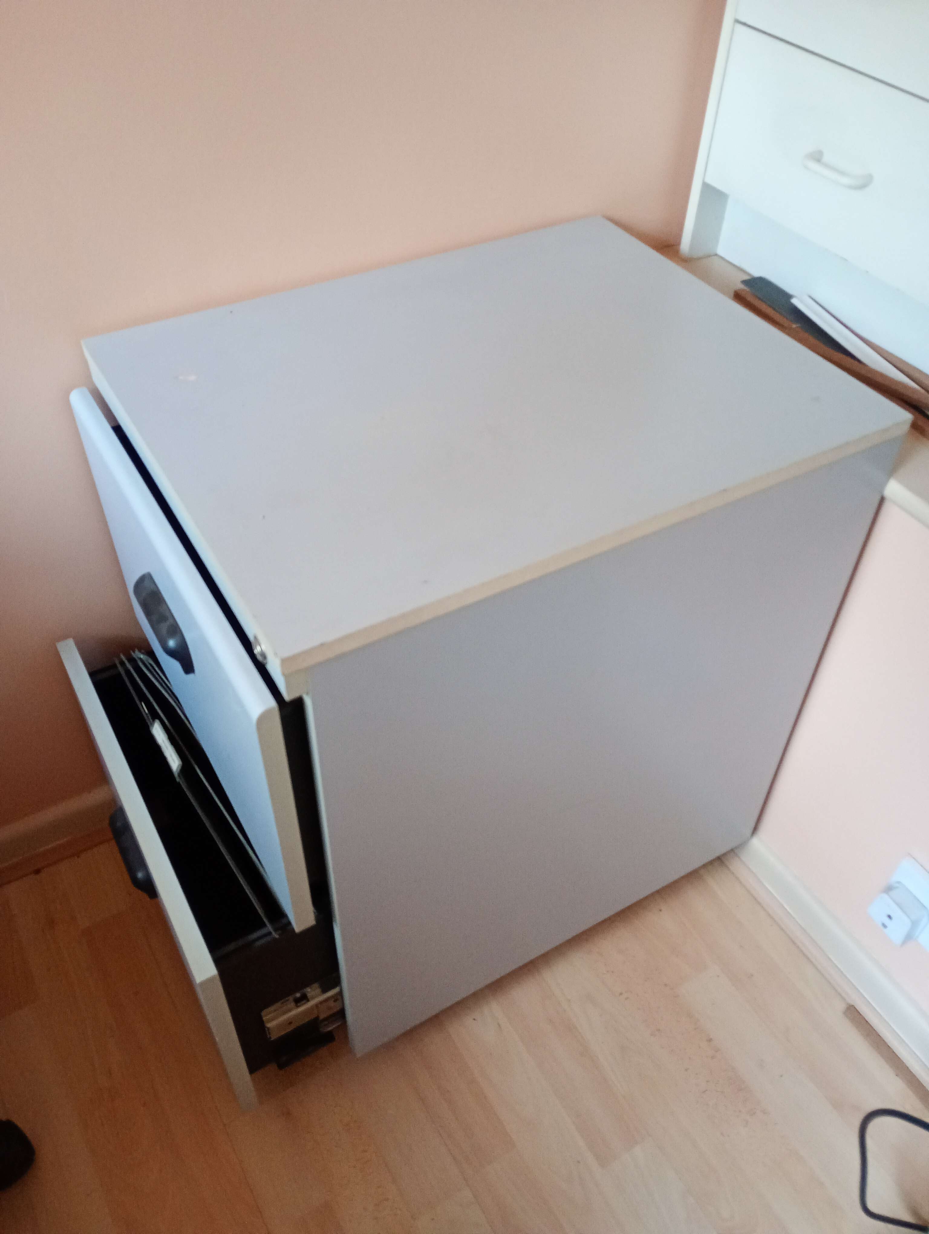 2 drawer filing cabinet