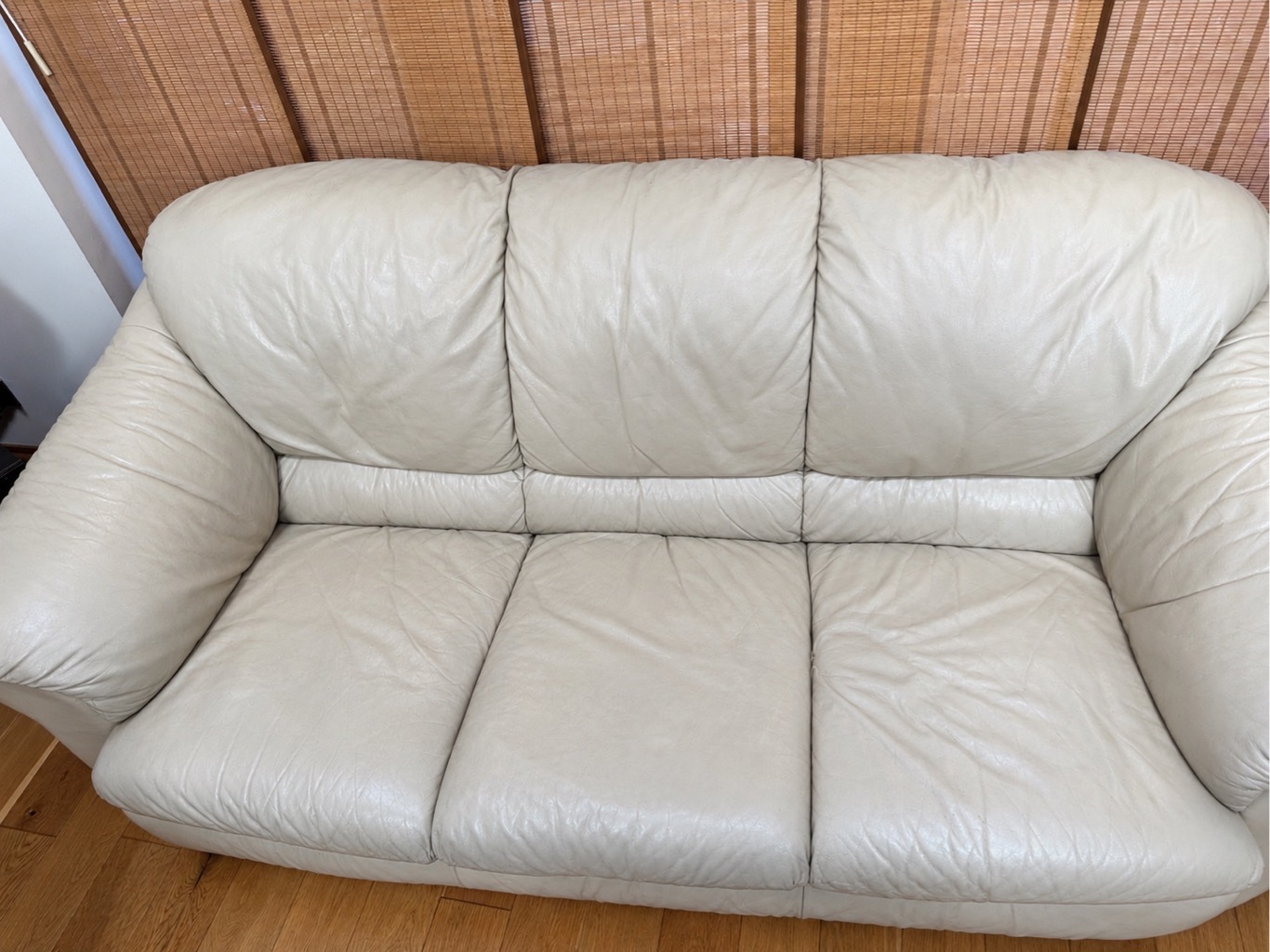 Cream leather sofa 3&2