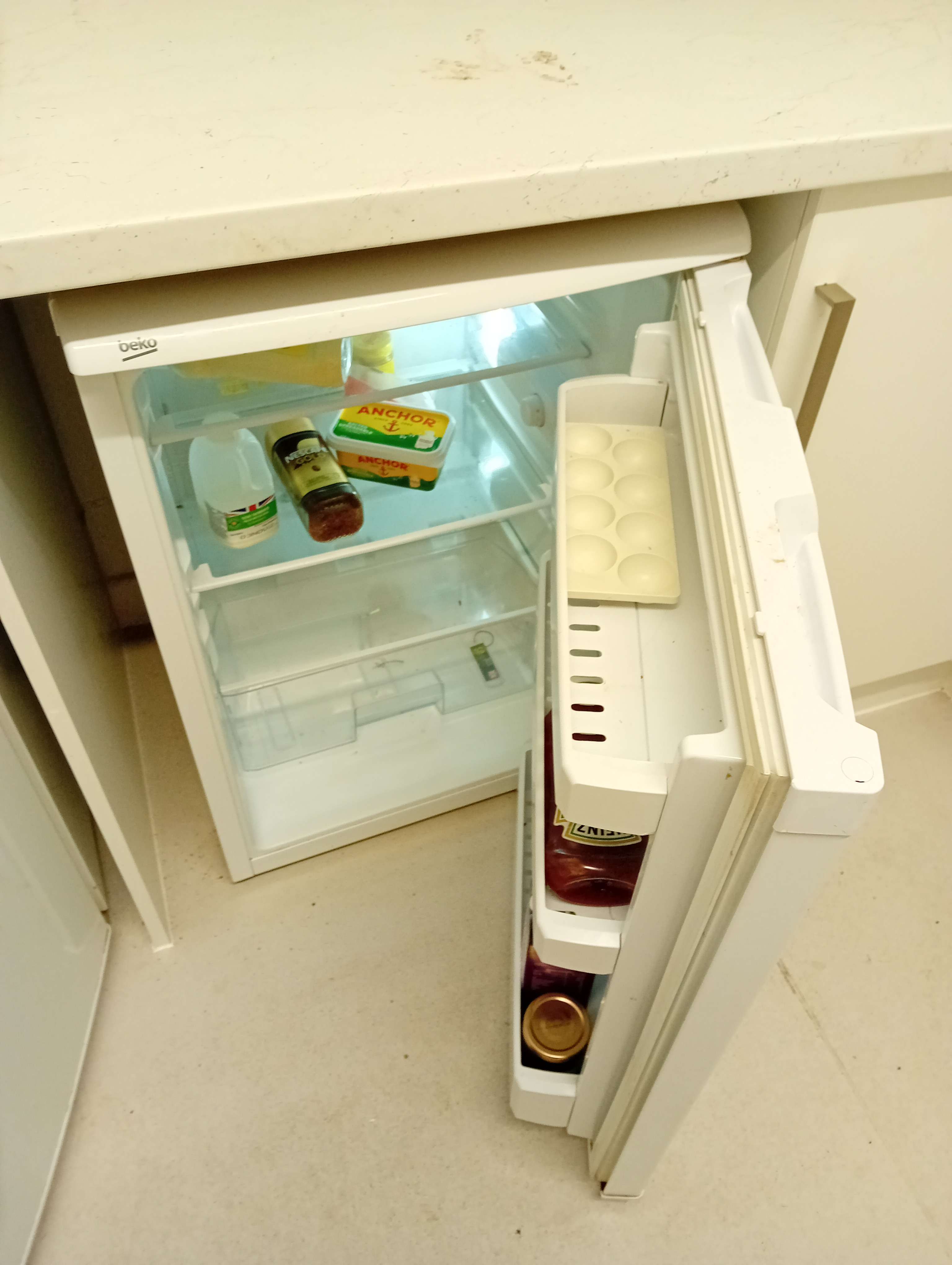 under counter fridge