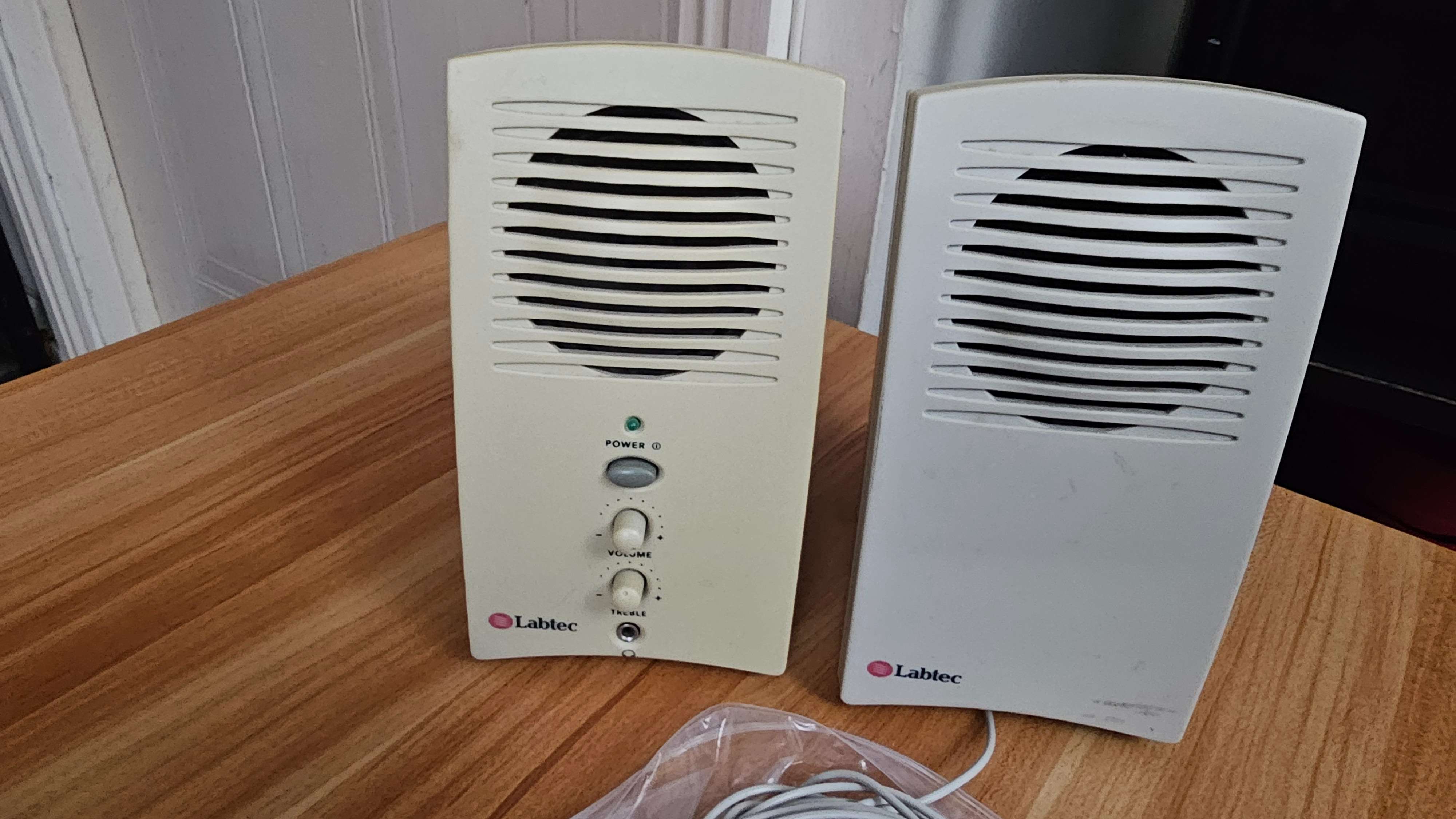 Computer speaker
