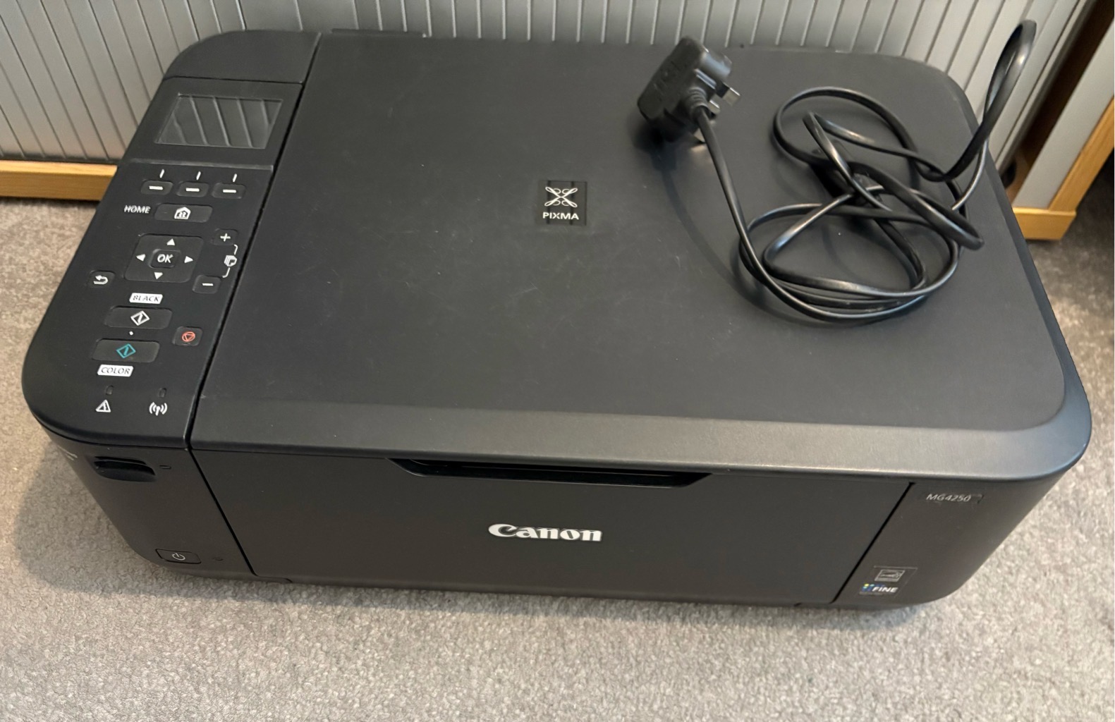 Spares or repair: Canon Pixma MG-4250 colour printer scanner