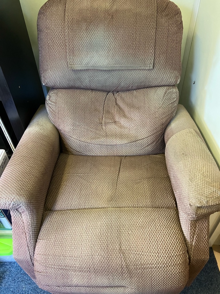 Riser-recliner armchair
