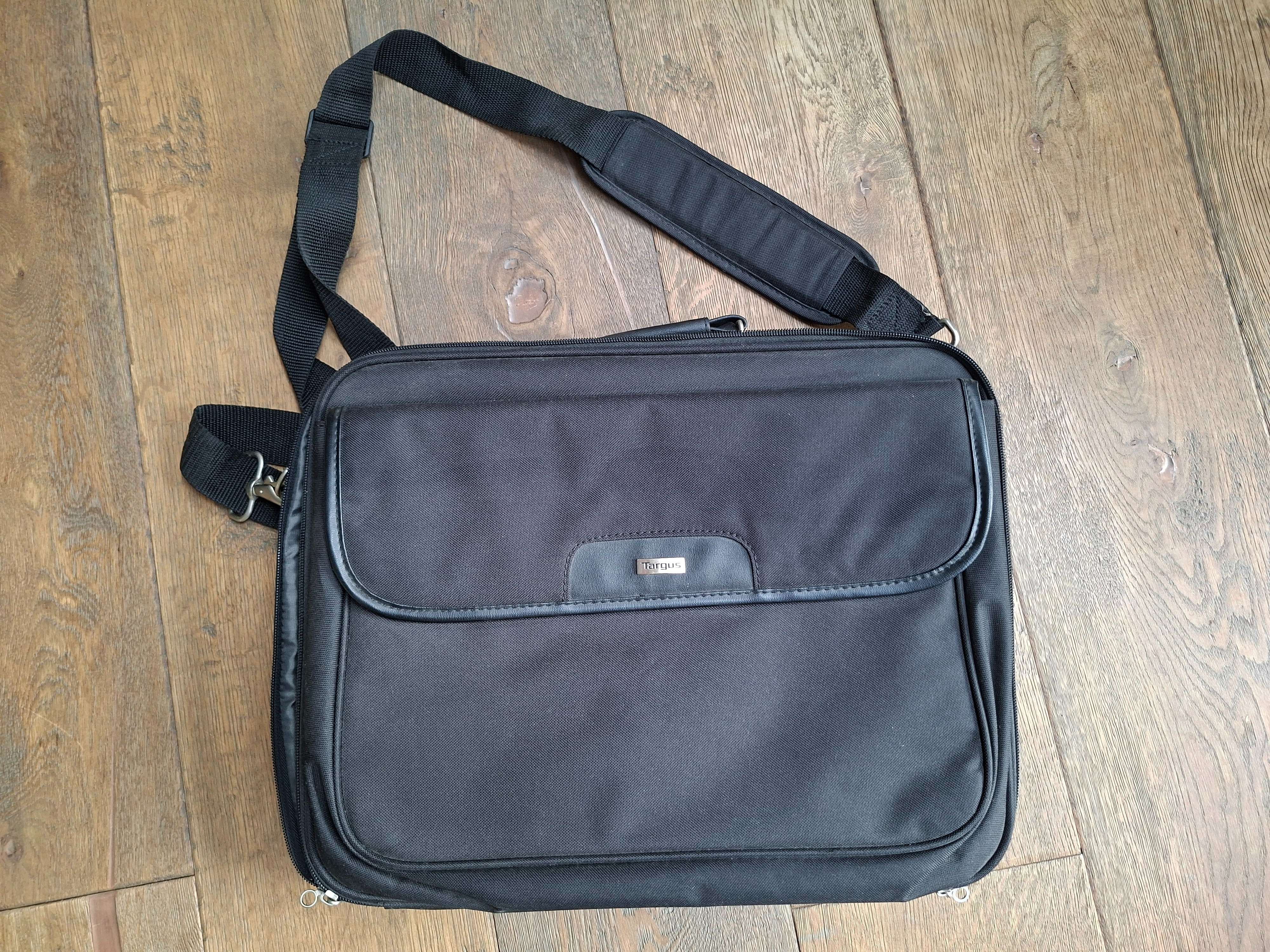 Targus shoulder strap laptop case